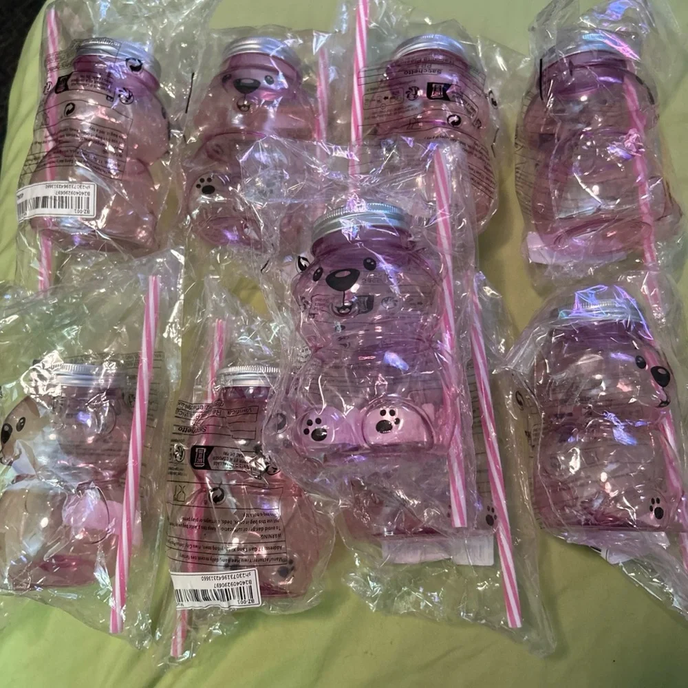 pack of 9 plastic pink clear bear-shaped cups w lids & straws party favor